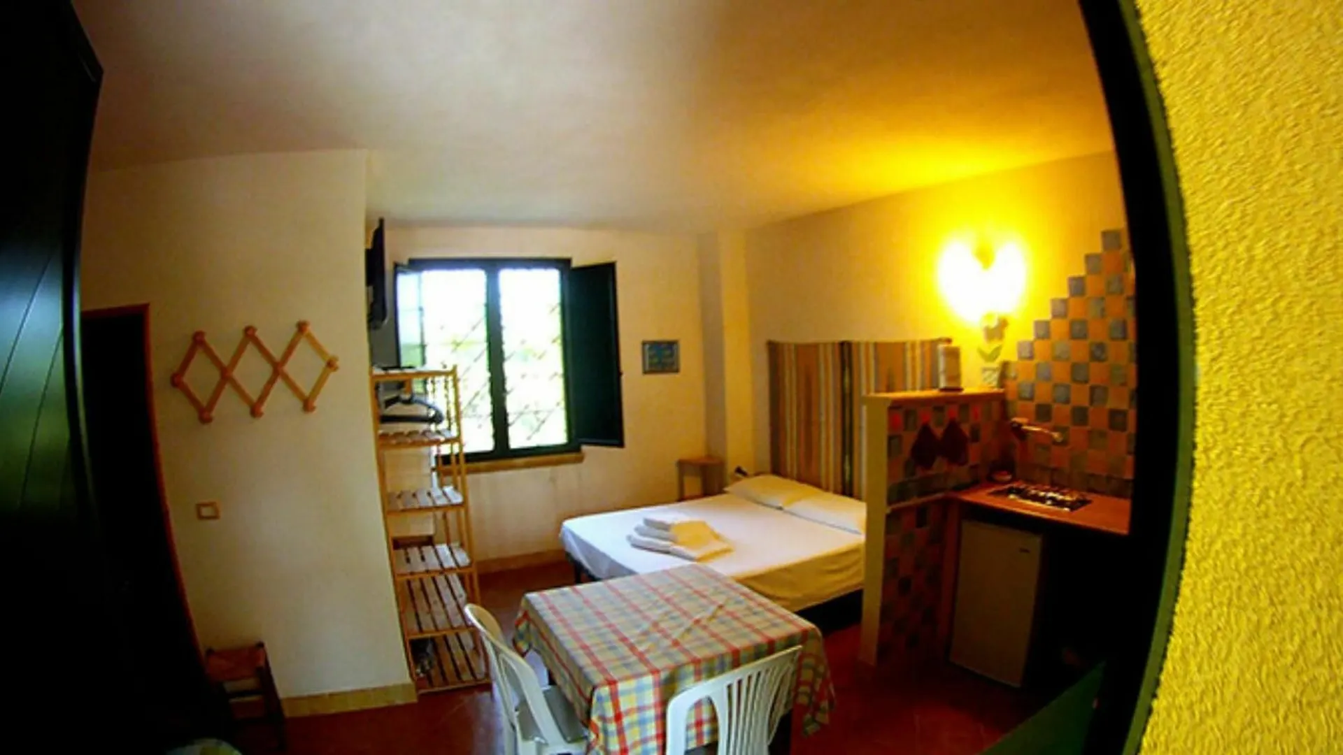 Studio In Marsala, With Pool Access, Enclosed Garden And Wifi - 250 M 0*, Marsala